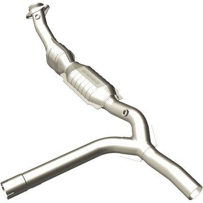 OEM Grade Federal / EPA Compliant Direct-Fit Catalytic Converter <br>2004 Ford F-150 Heritage 5.4L, 01-03 Ford F-150 5.4L