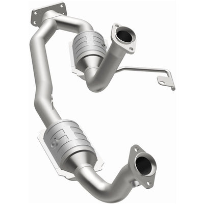 OEM Grade Federal / EPA Compliant Direct-Fit Catalytic Converter <br>01-03 Ford Windstar 3.8L