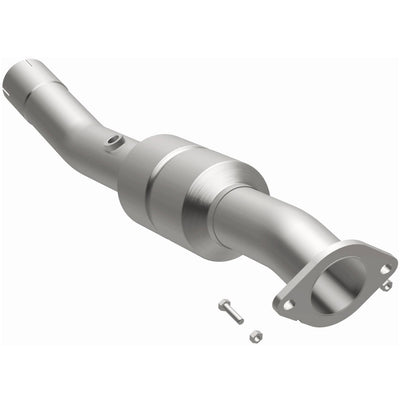 OEM Grade Federal / EPA Compliant Direct-Fit Catalytic Converter <br>01-06 Silverado, Sierra 2500 HD, 00-08 Yukon XL, Suburban 2500