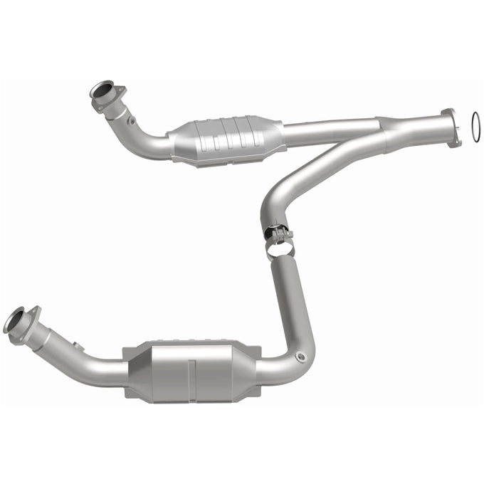 OEM Grade Federal / EPA Compliant Direct-Fit Catalytic Converter <br>2007 Chevy Silverado, GMC Sierra Classic