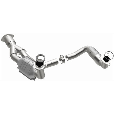 OEM Grade Federal / EPA Compliant Direct-Fit Catalytic Converter <br>2007 Rainier, 06-09 Trailblazer, 07-09 Envoy, 2009 Saab 9-7x