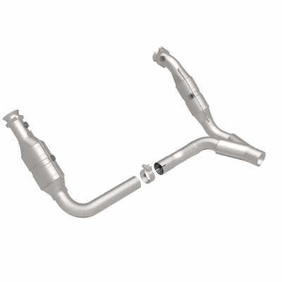 OEM Grade Federal / EPA Compliant Direct-Fit Catalytic Converter <br>11-18 Ram 1500, 2019 Ram 1500 Classic, 09-10 Ram 1500 5.7L