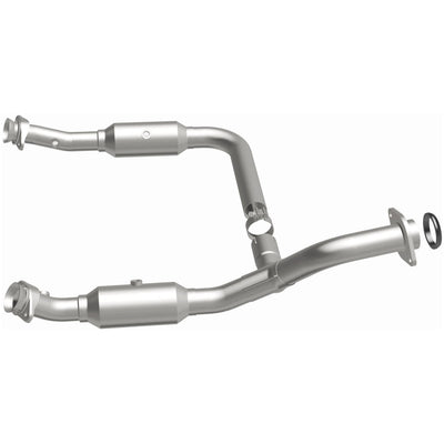 OEM Grade Federal / EPA Compliant Direct-Fit Catalytic Converter <br>07-10 Explorer Sport Trac, 06-10 Explorer, Mountaineer 4.6L