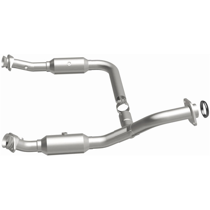 OEM Grade Federal / EPA Compliant Direct-Fit Catalytic Converter <br>07-10 Explorer Sport Trac, 06-10 Explorer, Mountaineer 4.6L
