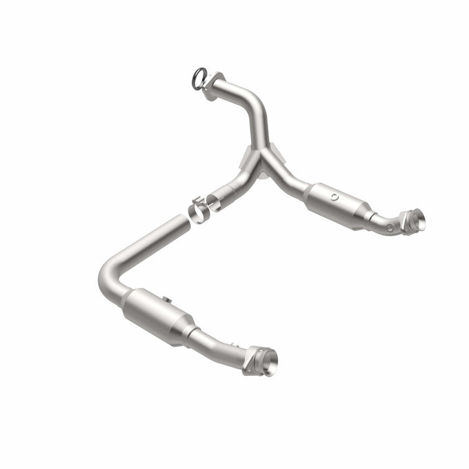 OEM Grade Federal / EPA Compliant Direct-Fit Catalytic Converter <br>07-10 Explorer Sport Trac, 06-10 Explorer, Mountaineer 4.6L