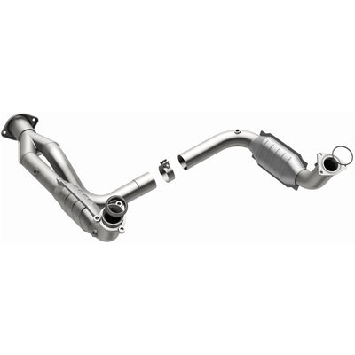 OEM Grade Federal / EPA Compliant Direct-Fit Catalytic Converter <br>07-09 Hummer H2 6.0L, 6.2L