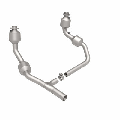 OEM Grade Federal / EPA Compliant Direct-Fit Catalytic Converter <br>07-09 Jeep Wrangler 3.8L