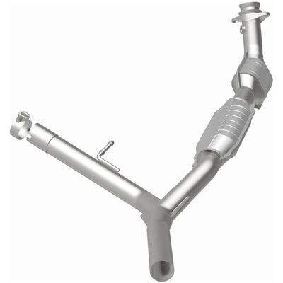 OEM Grade Federal / EPA Compliant Direct-Fit Catalytic Converter <br>04-08 Ford F-150 5.4L, 06-08 Lincoln Mark LT 5.4L