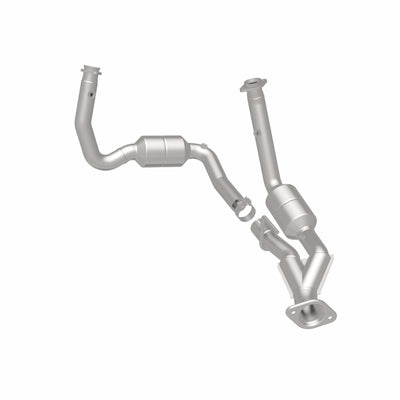 OEM Grade Federal / EPA Compliant Direct-Fit Catalytic Converter <br>06-10 Jeep Commander 4.7L, 5.7L, 05-10 Grand Cherokee 4.7L, 5.7L