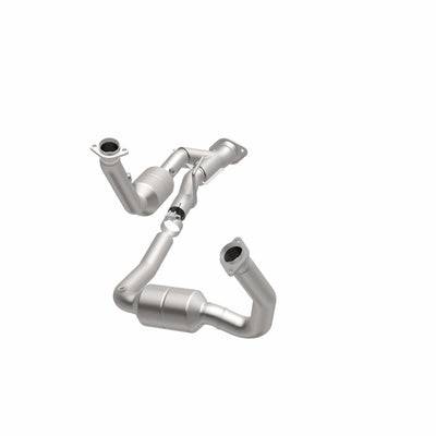 OEM Grade Federal / EPA Compliant Direct-Fit Catalytic Converter <br>06-10 Jeep Commander 4.7L, 5.7L, 05-10 Grand Cherokee 4.7L, 5.7L