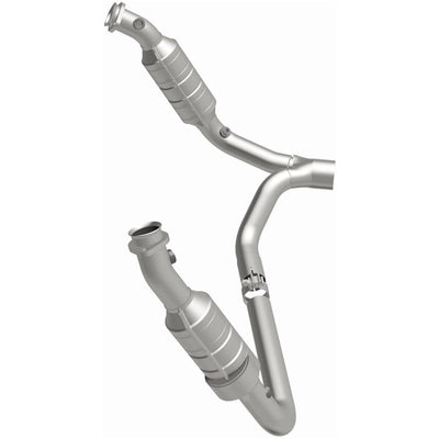OEM Grade Federal / EPA Compliant Direct-Fit Catalytic Converter <br>2006 Dodge Ram 1500 5.7L