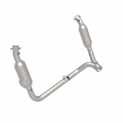 OEM Grade Federal / EPA Compliant Direct-Fit Catalytic Converter <br>2006 Dodge Ram 1500 5.7L