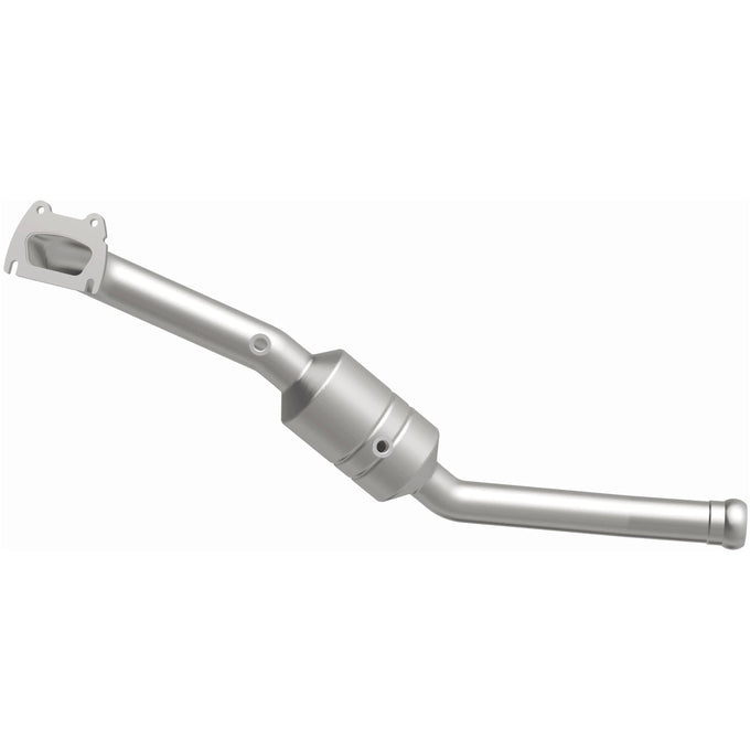 OEM Grade Federal / EPA Compliant Direct-Fit Catalytic Converter <br>11-12 Dodge Durango 3.6L, 11-12 Jeep Grand Cherokee 3.6L