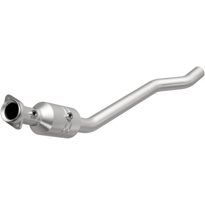 OEM Grade Federal / EPA Compliant Direct-Fit Catalytic Converter <br>11-19 Dodge Durango 5.7L, 11-19 Jeep Grand Cherokee 5.7L