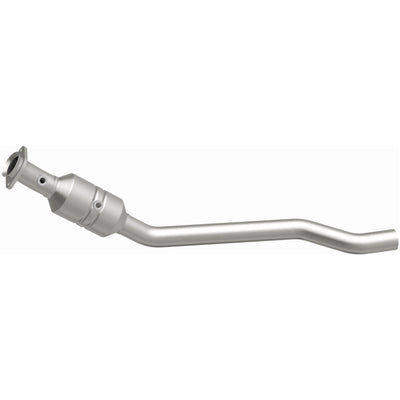 OEM Grade Federal / EPA Compliant Direct-Fit Catalytic Converter <br>11-19 Dodge Durango 5.7L, 11-19 Jeep Grand Cherokee 5.7L