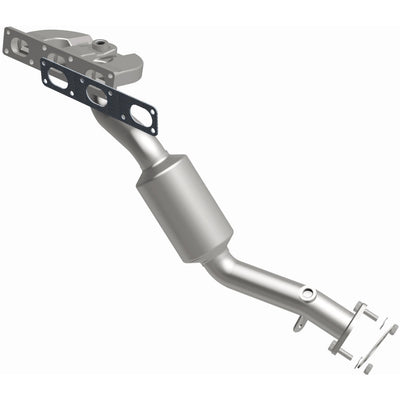 OEM Grade Federal / EPA Compliant Manifold Catalytic Converter <br>01-06 BMW 325Ci, 01-05 325i, 330Ci, 01-05 330i, 325xi