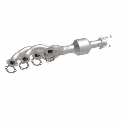 OEM Grade Federal / EPA Compliant Manifold Catalytic Converter <br>04-05 BMW 745i, 745Li, 545i 4.4L,
