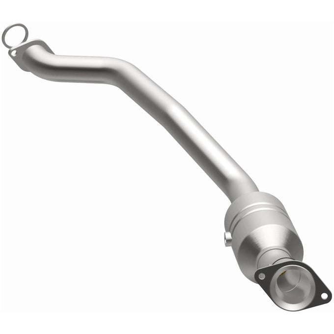 OEM Grade Federal / EPA Compliant Direct-Fit Catalytic Converter <br>11-19 Dodge Durango, Jeep Grand Cherokee 5.7L