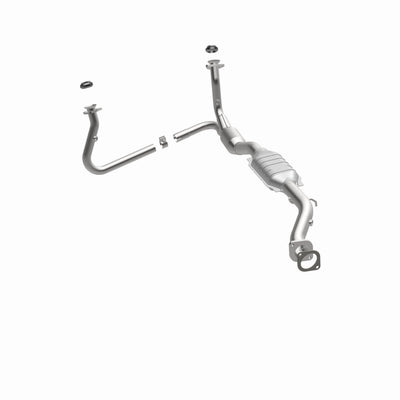 OEM Grade Federal / EPA Compliant Direct-Fit Catalytic Converter <br>01-05 Chevy Blazer