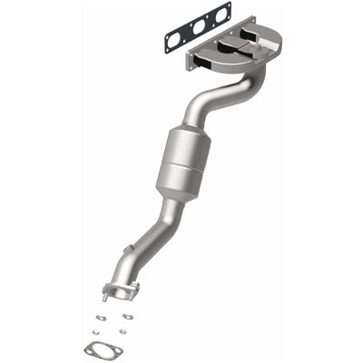 HM Grade Federal / EPA Compliant Manifold Catalytic Converter <br>04-05 BMW 525i 2.5L, 04-05 BMW 530i 3.0L