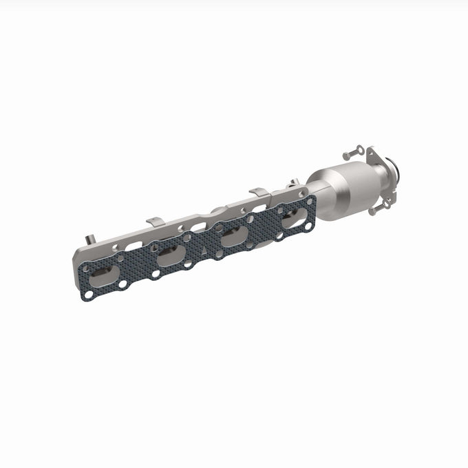 HM Grade Federal / EPA Compliant Manifold Catalytic Converter <br>12-17 Nissan NV2500, NV3500, 04-15 TITAN, 05-15 Armada 5.6L