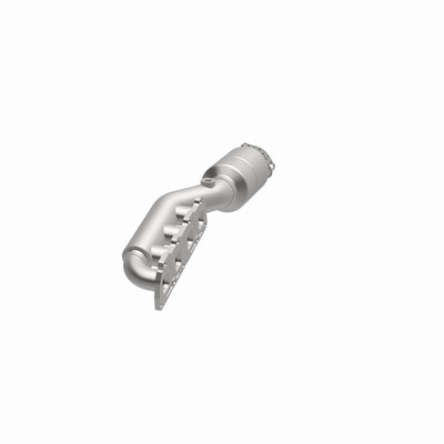 HM Grade Federal / EPA Compliant Manifold Catalytic Converter <br>02-04 VW Passat 4.0L