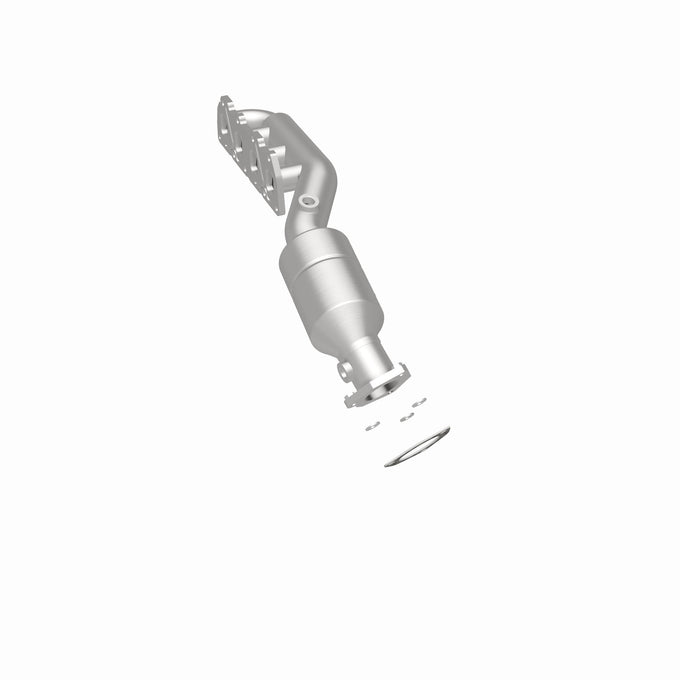 HM Grade Federal / EPA Compliant Manifold Catalytic Converter <br>02-04 VW Passat 4.0L