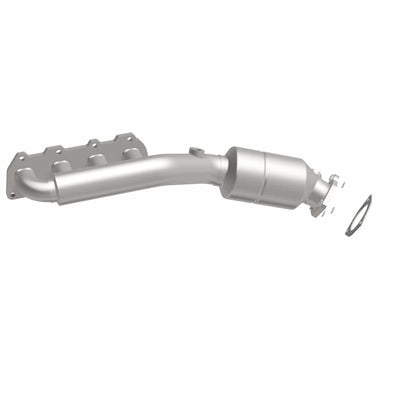 HM Grade Federal / EPA Compliant Manifold Catalytic Converter <br>02-04 VW Passat 4.0L