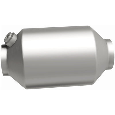 OEM Grade Federal / EPA Compliant Direct-Fit Catalytic Converter <br>2021 Chevy Express 2500, 3500, 4500, GMC Savana 4500