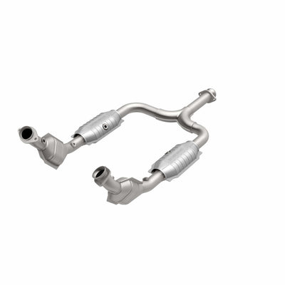 OEM Grade Federal / EPA Compliant Direct-Fit Catalytic Converter <br>99-04 Ford Mustang 3.8L, 3.9L
