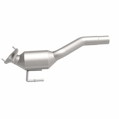 OEM Grade Federal / EPA Compliant Direct-Fit Catalytic Converter <br>04-06 VW Touareg 4.2L