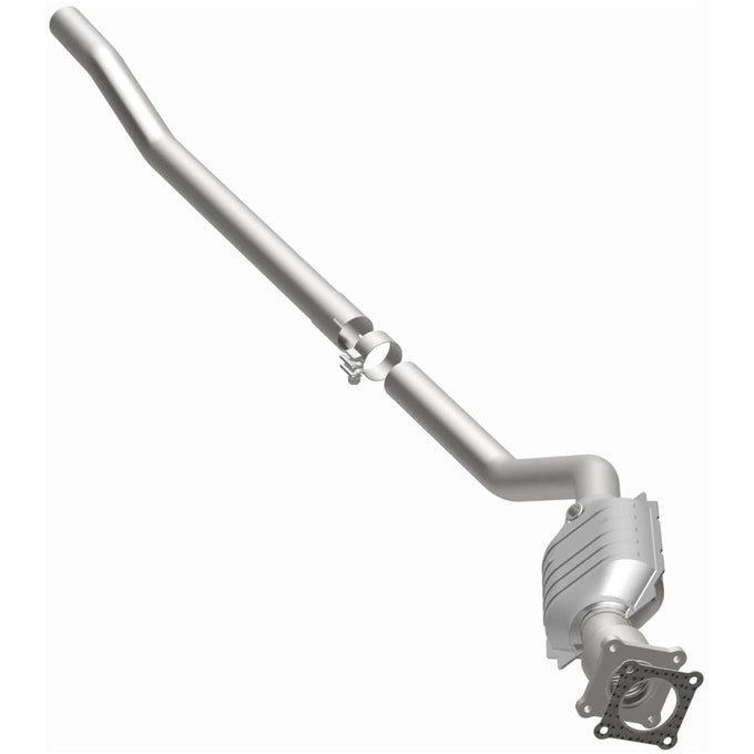 OEM Grade Federal / EPA Compliant Direct-Fit Catalytic Converter <br>2000 Grand Voyager, 01-04 Voyager, Caravan, Grand Caravan