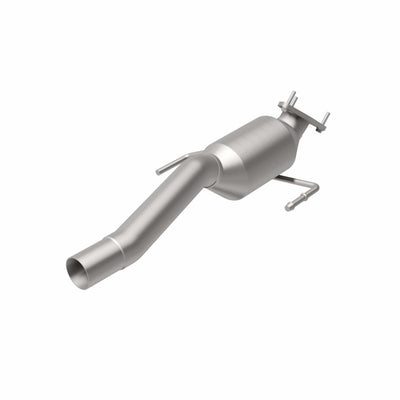 OEM Grade Federal / EPA Compliant Direct-Fit Catalytic Converter <br>04-06 VW Touareg 4.2L