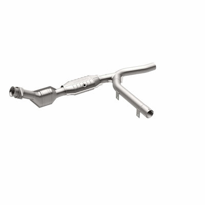 OEM Grade Federal / EPA Compliant Direct-Fit Catalytic Converter <br>2004 Ford F-150 Heritage, 01-03 F-150 4.2L