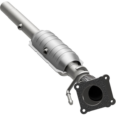 OEM Grade Federal / EPA Compliant Direct-Fit Catalytic Converter <br>06-10 Volkswagen Beetle 2.5L