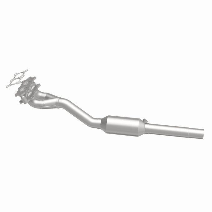 OEM Grade Federal / EPA Compliant Direct-Fit Catalytic Converter <br>98-01 Volkswagen Beetle, Jetta, Golf 2.0L