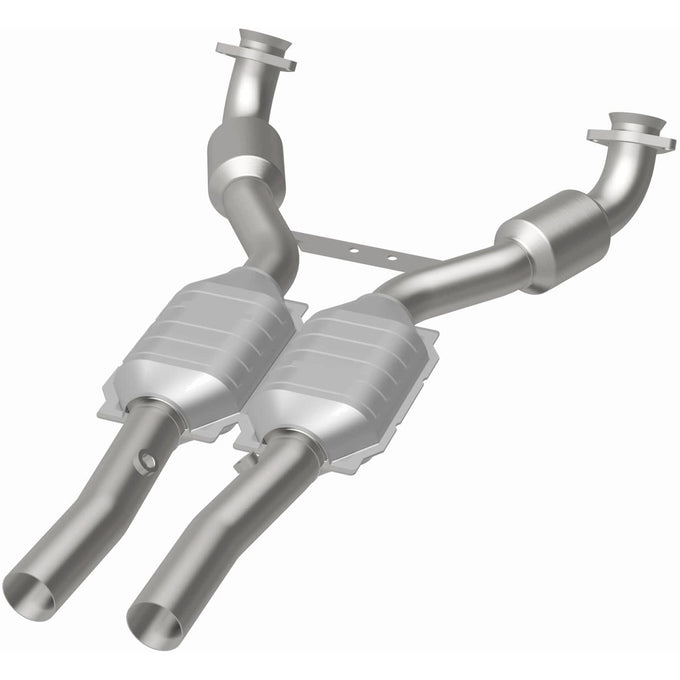 OEM Grade Federal / EPA Compliant Direct-Fit Catalytic Converter <br>00-04 Chevy Corvette 5.7L