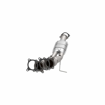 OEM Grade Federal / EPA Compliant Direct-Fit Catalytic Converter <br>99-01 Volvo S80 2.9L