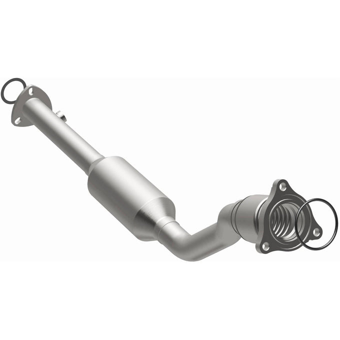 OEM Grade Federal / EPA Compliant Direct-Fit Catalytic Converter <br>99-02 Chevy Cavalier, Pontiac Sunfire 2.4L