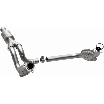 OEM Grade Federal / EPA Compliant Direct-Fit Catalytic Converter <br>09-13 Chevy Silverado / GMC Sierra 1500