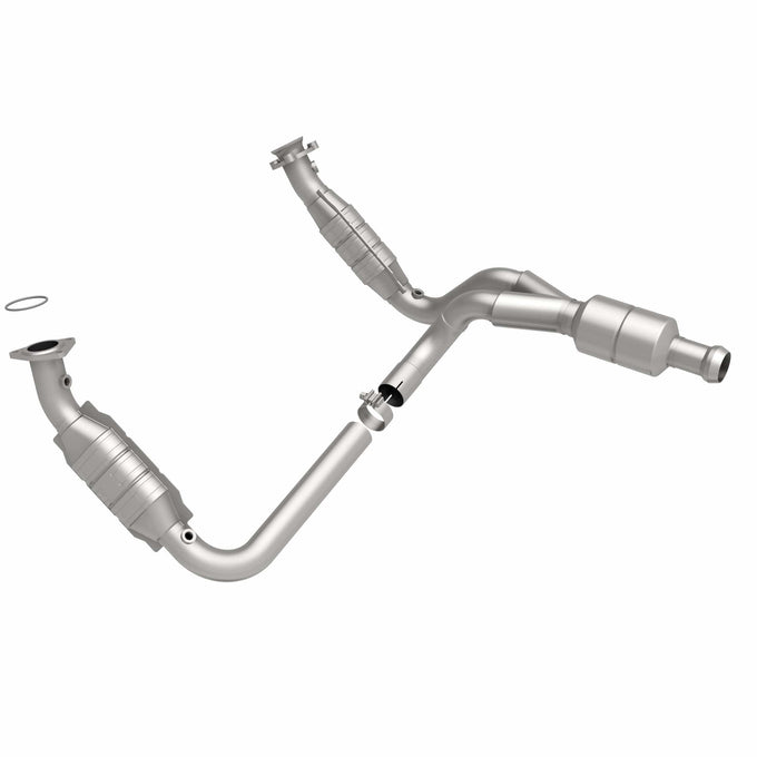 OEM Grade Federal / EPA Compliant Direct-Fit Catalytic Converter <br>09-13 Chevy Silverado / GMC Sierra 1500