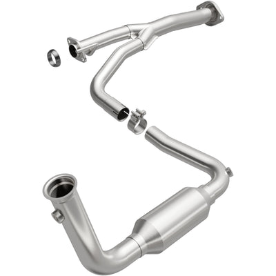 OEM Grade Federal / EPA Compliant Direct-Fit Catalytic Converter <br>03-05 Mercedes-Benz CLK320 3.2L