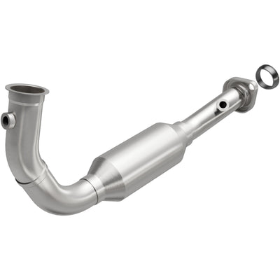 OEM Grade Federal / EPA Compliant Direct-Fit Catalytic Converter <br>03-04 Saturn Ion 2.2L