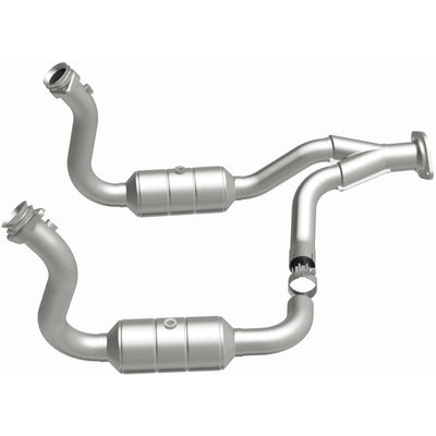 OEM Grade Federal / EPA Compliant Direct-Fit Catalytic Converter <br>08-10 Ford F-250, F-350 Super Duty
