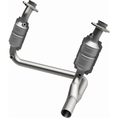 OEM Grade Federal / EPA Compliant Direct-Fit Catalytic Converter <br>2004 Dodge Durango 3.7L, 4.7L
