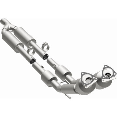 OEM Grade Federal / EPA Compliant Direct-Fit Catalytic Converter <br>06-08 Volkswagen Passat 3.6L