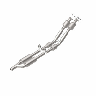 OEM Grade Federal / EPA Compliant Direct-Fit Catalytic Converter <br>06-08 Volkswagen Passat 3.6L