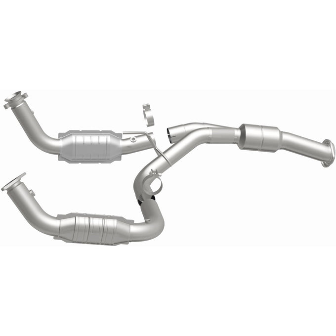 OEM Grade Federal / EPA Compliant Direct-Fit Catalytic Converter <br>11-19 Chevy Silverado / GMC Sierra 2500 HD, 3500 HD