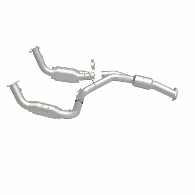 OEM Grade Federal / EPA Compliant Direct-Fit Catalytic Converter <br>11-19 Chevy Silverado / GMC Sierra 2500 HD, 3500 HD