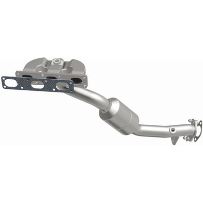 OEM Grade Federal / EPA Compliant Manifold Catalytic Converter <br>01-05 BMW 330xi, 04-06 X3 2.5L, 3.0L